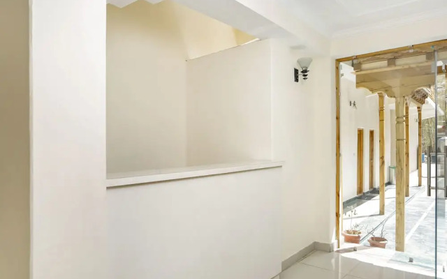 OYO 11388 Hotel Dimbir Regency