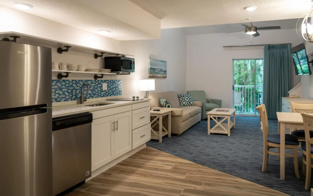 Palmera Inn and Suites