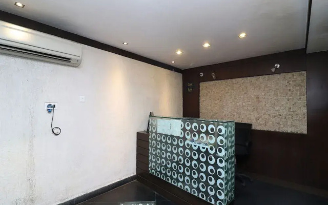Oyo 663 Hotel Relax Inn