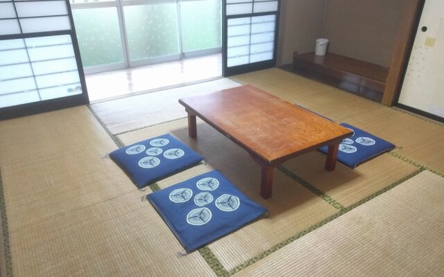 Tomo's hut in Japanese old style
