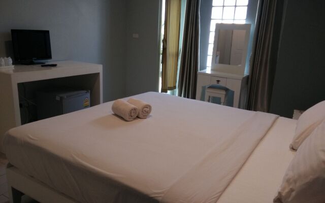 The Battery Park Midtown Boutique Hotel