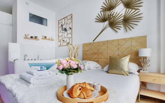 Magnificent Flat - 2br/6p - Champs Elysaes