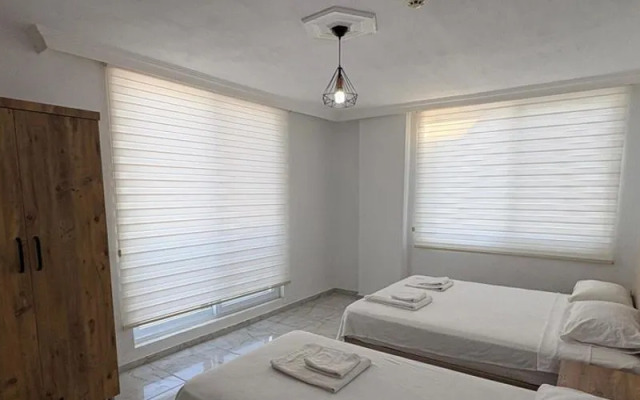 Yildiz Apart