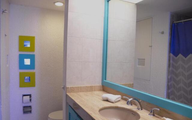 Luxury beachfront villa at Nizuc