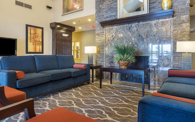 Comfort Inn Bentonville - Crystal Bridges