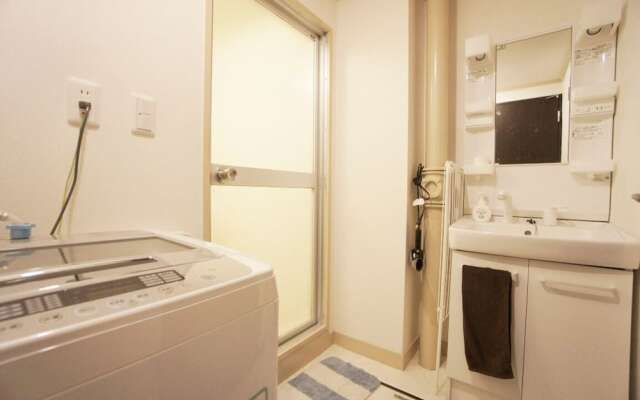 Asakusa Woody Sun Heim