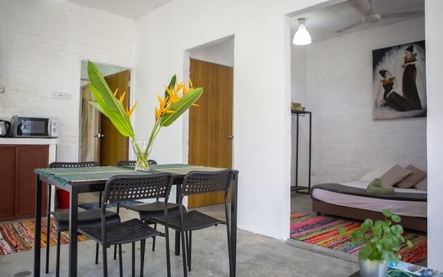 Rouhi Retreats By Doulos