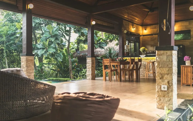 Luxury A Priori Ubud