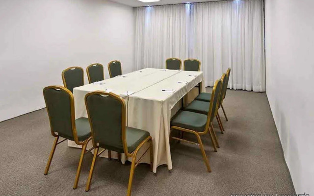 Summit Suítes Hotel Santos