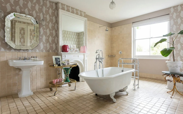 Aldridge Road Villas Ii By Onefinestay