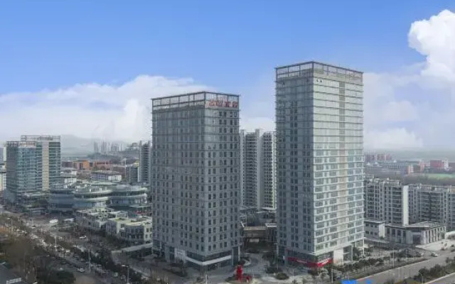 ELONG ME Hotel(Huai Bei University Town Branch)