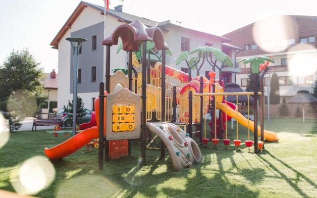 Villa Monica Apartamenty