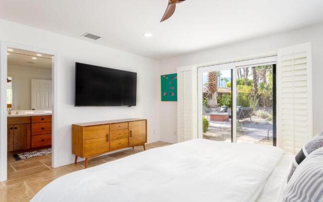 Modern Loma Vista