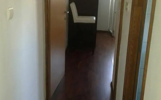 Apartment M