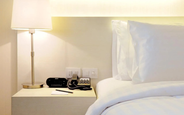 I Galleria Sukhumvit 13 (formerly D Varee Diva Hiptique)