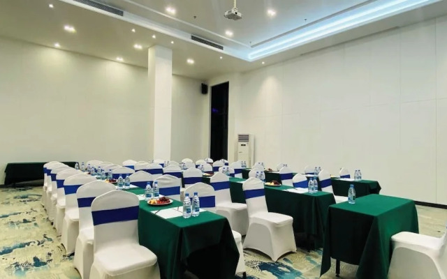 Huizhou Hazens East Resort