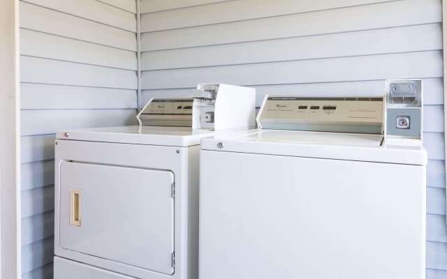 Microtel Inn & Suites by Wyndham Tuscaloosa East