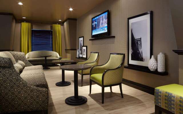 Hampton Inn & Suites by Hilton Montreal-Dorval