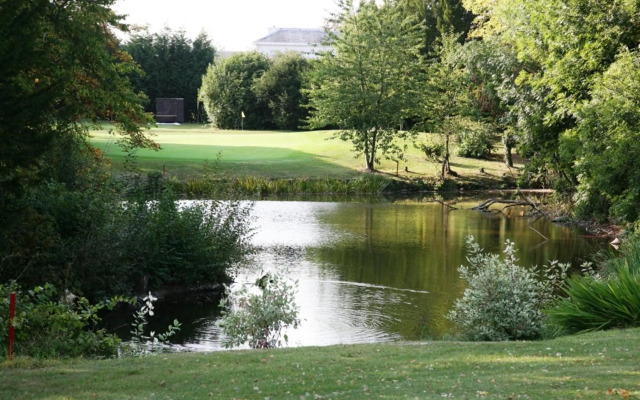 Manor of Groves Hotel, Golf & Health Club
