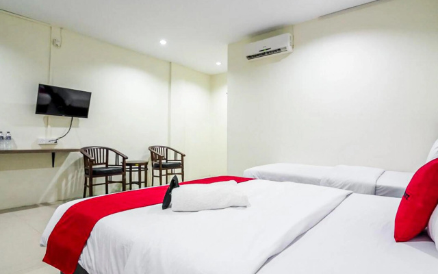 RedDoorz @ Baloi Batam – Guest Rooms – Batam