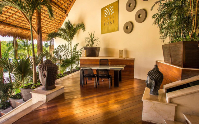 Aldea Thai by Bric