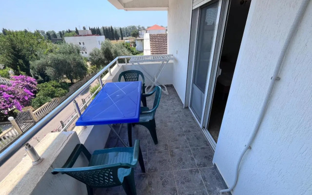 Curani Apartments