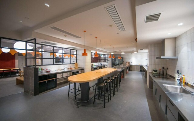 baseLITE HUANGXING Serviced Apartment