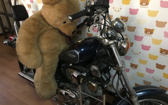 Lodge Bears