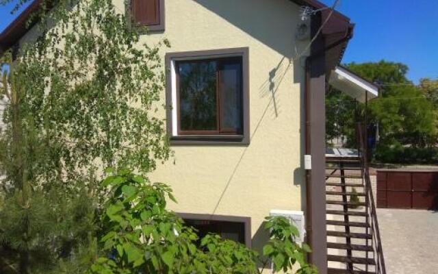 Kolobok Guest House