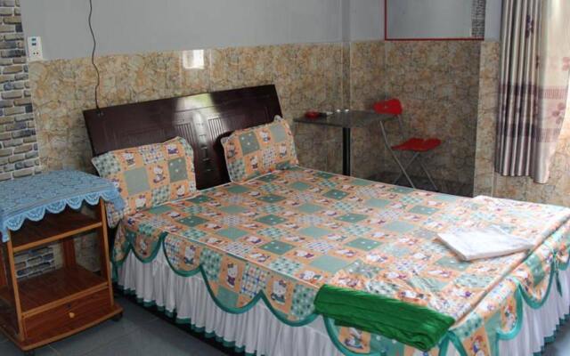 Yen Vy Hotel