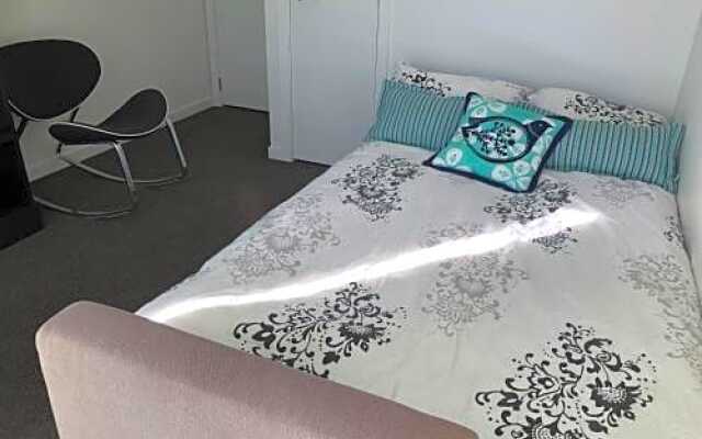 Narrow Neck Creek Farmstay and B&B