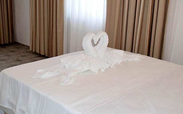 Saranda Teras Pansiyon