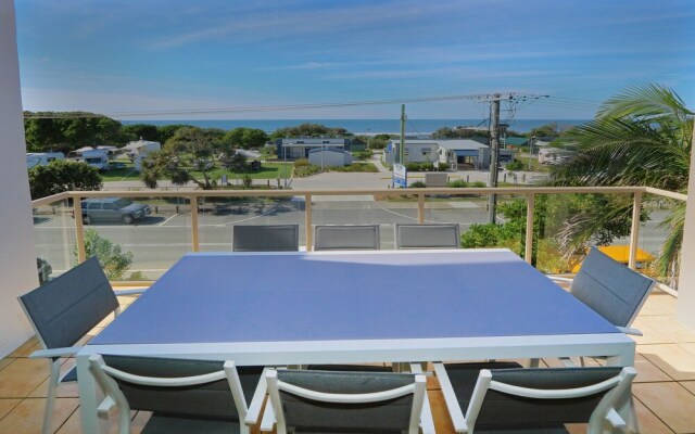 Pacific Royale Penthouse 311