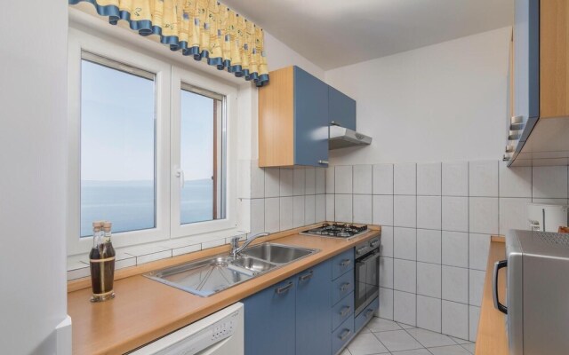 Beautiful Home in Labin With Wifi and 2 Bedrooms