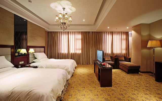 Dandong Jiangbin International Hotel (Yalu River Broken Bridge Scenic Spot Railway Station Branch)