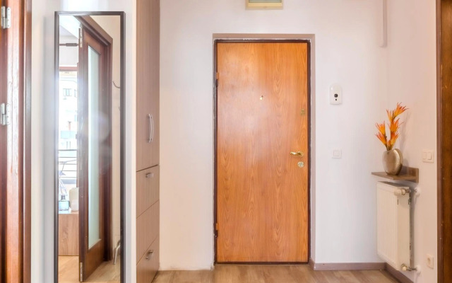 Lovely apartment with view and free parking