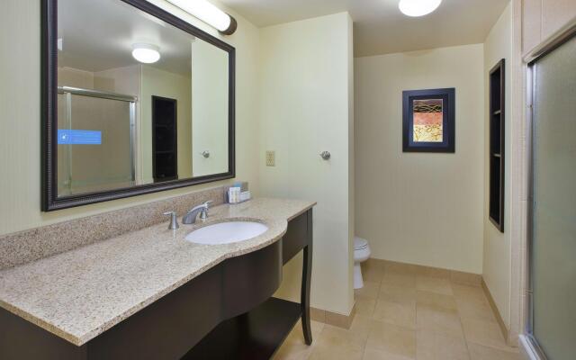 Hampton Inn Suites Plattsburgh