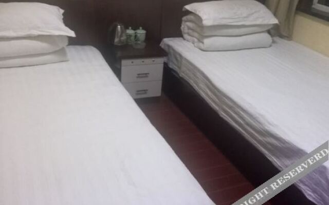 Yuanping Jixiang Hotel