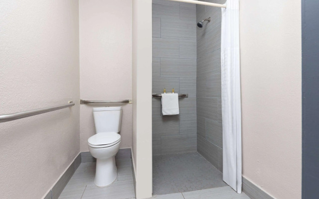 Days Inn by Wyndham Wichita Falls