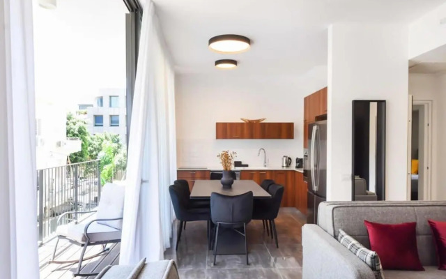 Cozy 1BR near the beach by HolyGuest