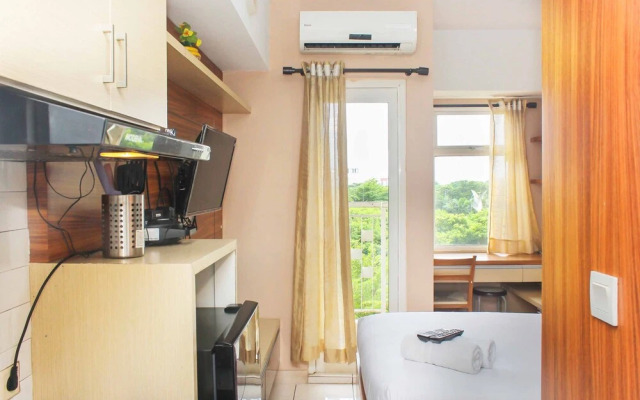 Cozy Studio At Springlake Summarecon Bekasi Apartment
