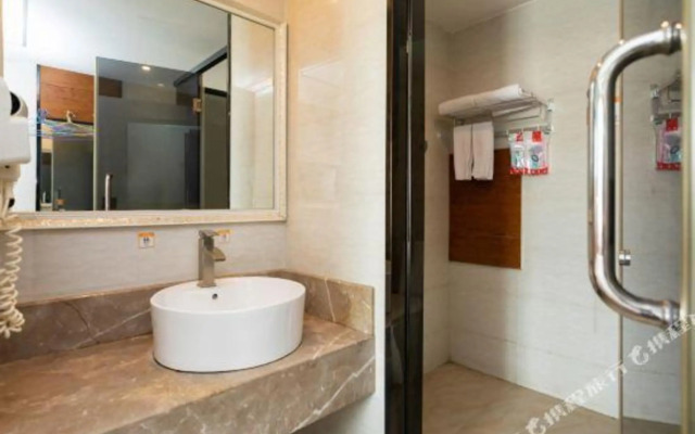 Ruji · Ruji Hotel (Songgang bus station, Shenzhen)