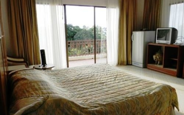 Phuket Nature Home Resort