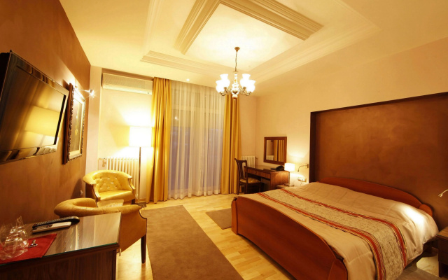 Hotel Majestic - Image 4