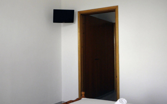 Summer Breeze Hotel