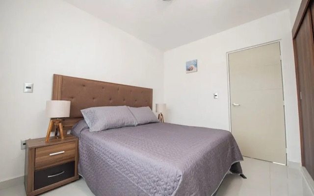 Cozy 2-Bedroom Retreat with Pool Access