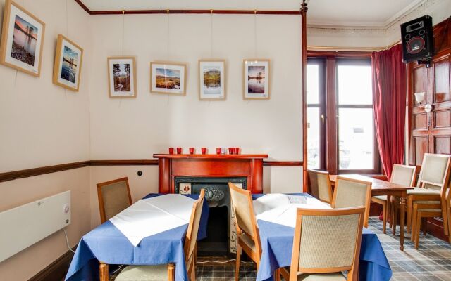 The Richmond Arms Hotel by OYO