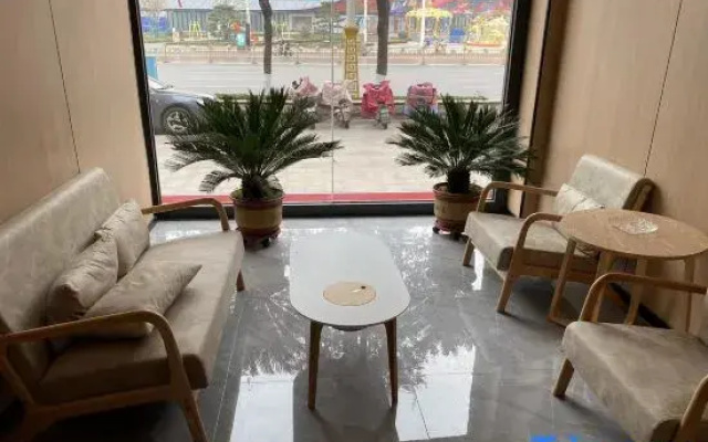 GreenTree ZhiXuan Hotel (Linqu Wanda)
