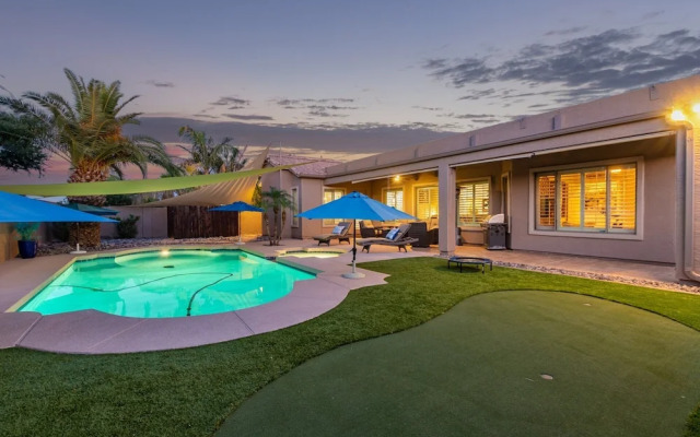 Runaway Bay Chandler