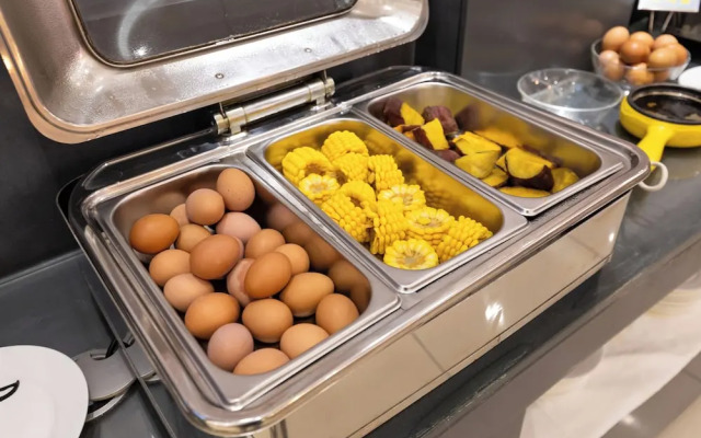 Rest Comfort Hotel (Zhoujiazui Rd. Branch)